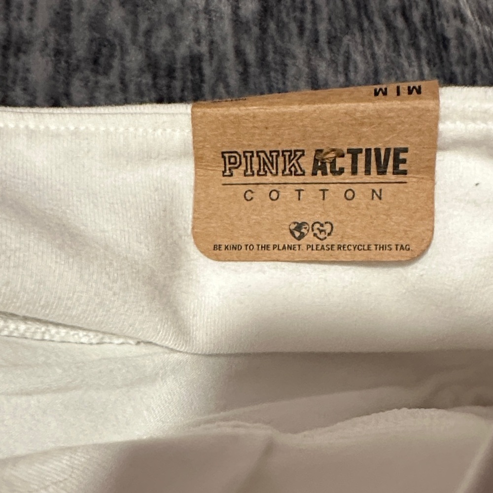 PINK Victoria's Secret White Skort with pockets. BNWT - Picture 11 of 11